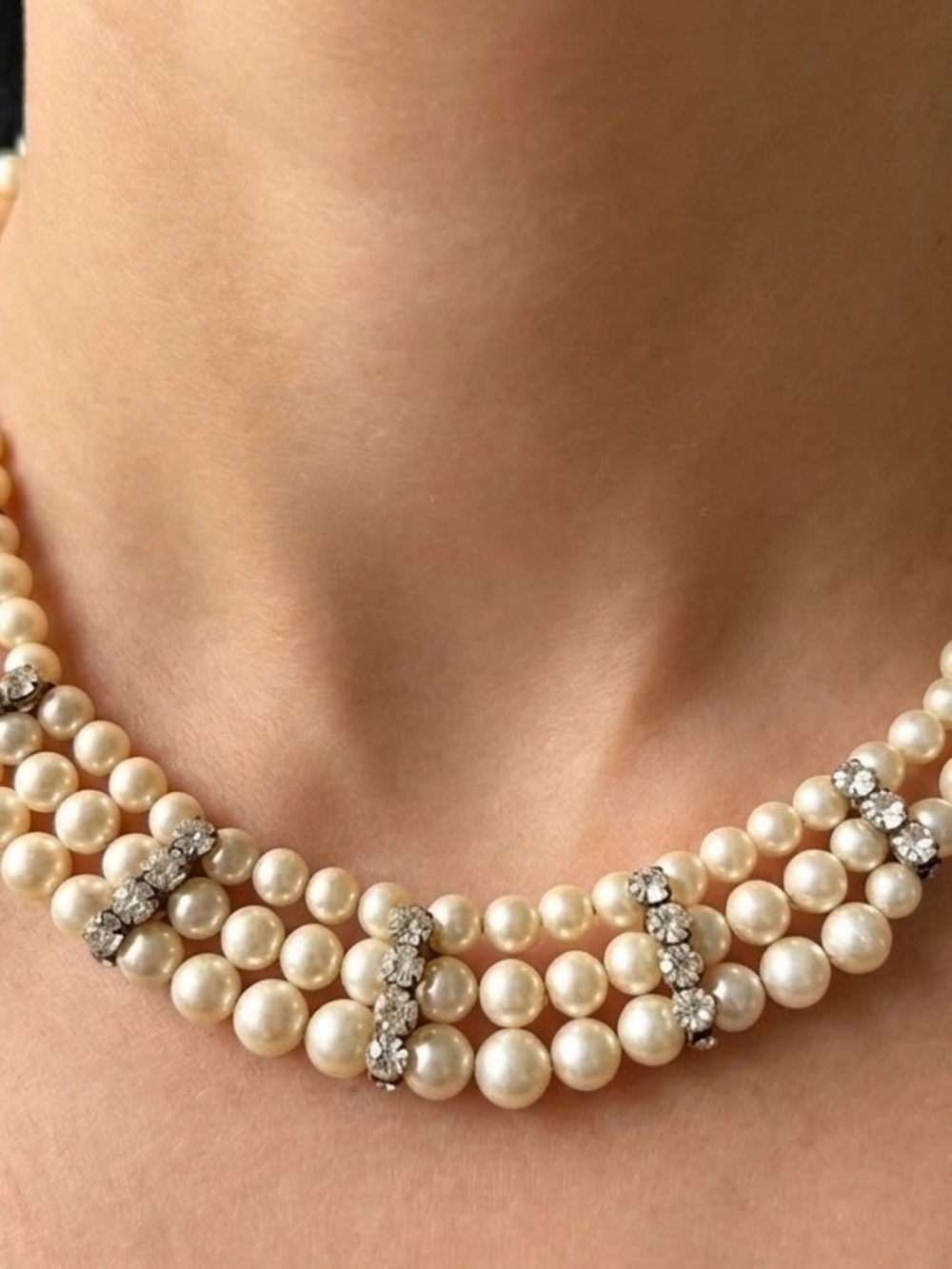 Vintage Classic Retro Pearl and Rhinestone Choker Necklace w/ adjustable clasp